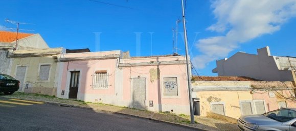 بناية في Lisbon, Portugal 769متر مربع رقم 126206 2