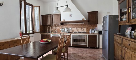 7-salle Villa à Calderara di Reno, Italy No. 278415 7