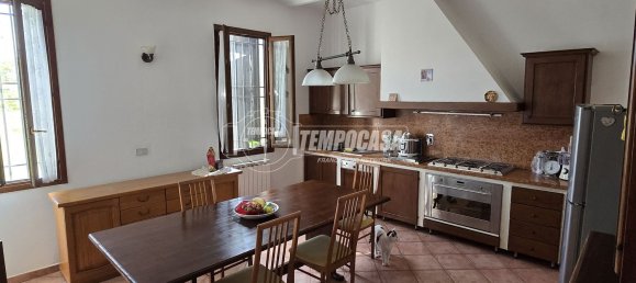 7-salle Villa à Calderara di Reno, Italy No. 278415 6