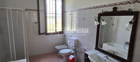 7-salle Villa à Calderara di Reno, Italy No. 278415 11
