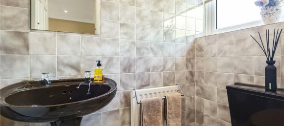 3 bedrooms Bungalow in Whetstone, United Kingdom No. 6687 18