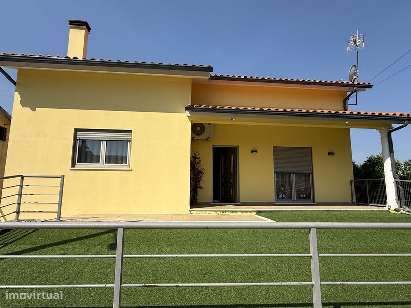 3 chambres Maison à Cordinha, Portugal No. 221872