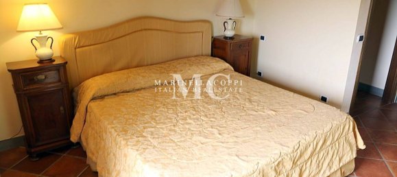 35 bedrooms Villa in San Casciano in Val di Pesa, Italy No. 189738 12