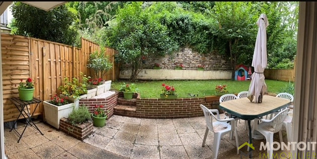 2 bedrooms Apartment in Thiais, France No. 165212