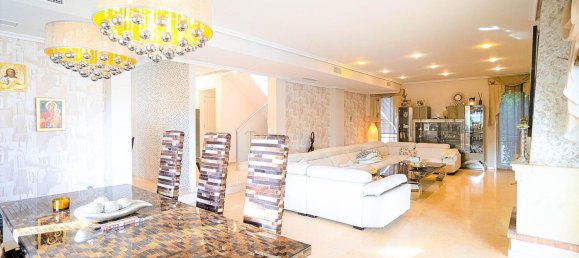 5 bedrooms House in Torrevieja, Spain No. 137856 7