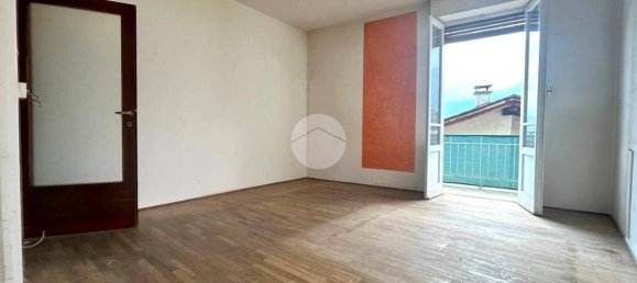1 bedroom Apartment in Sondrio, Italy No. 291560 5