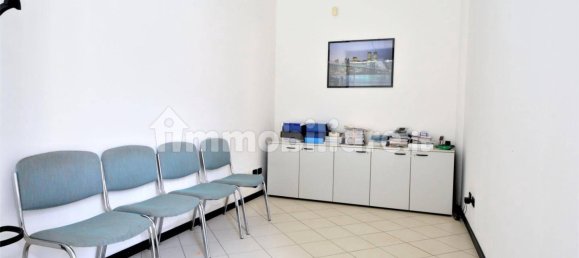 5 rooms Office in Lucca, Italy No. 177982 19