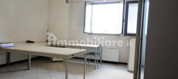 5 rooms Office in Lucca, Italy No. 177982 26