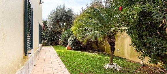 5 Schlafzimmer Villa in Rio de Mouro, Portugal, Nr. 128003 10