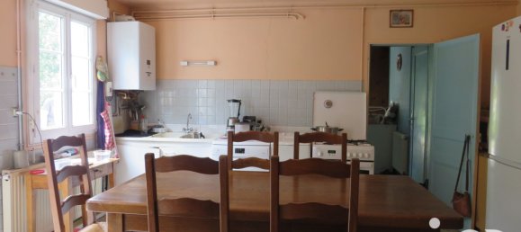 2 bedrooms House in Brionne, France No. 327313 4