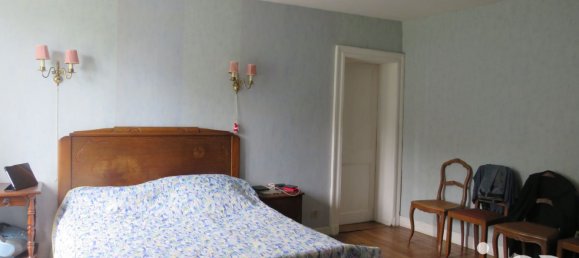 2 bedrooms House in Brionne, France No. 327313 8