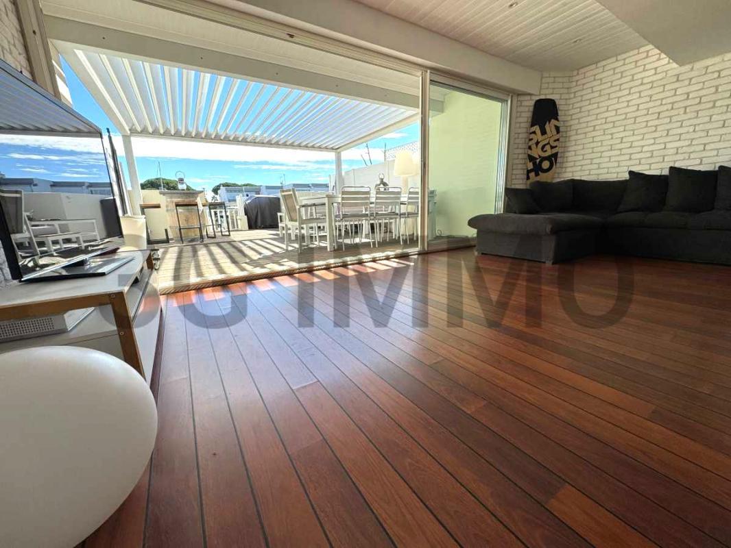 3 bedrooms Apartment in Le Grau-du-Roi, France No. 207667