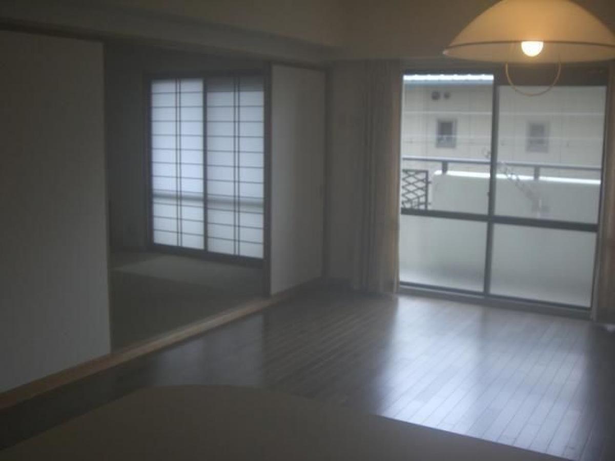 3 Schlafzimmer Wohnung in Shizuoka, Japan, Nr. 3915