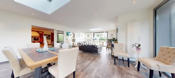 5 bedrooms House in Marne, France No. 314132 7