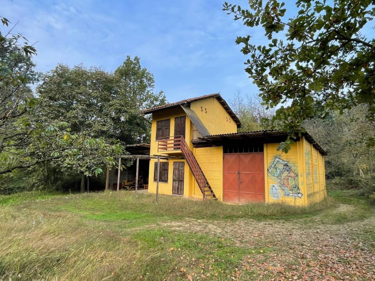 Дом с 3 комнатами в Санфре, Италия № 34068