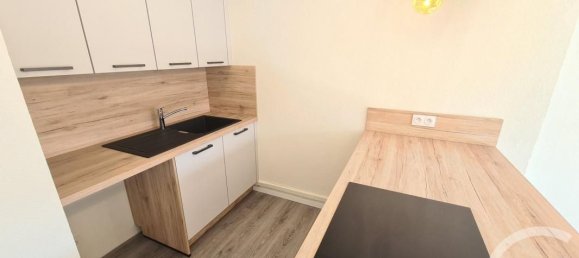 2 bedrooms Apartment in Valentigney, France No. 323585 3