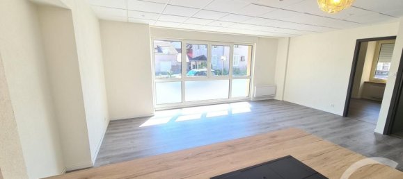 2 bedrooms Apartment in Valentigney, France No. 323585 4