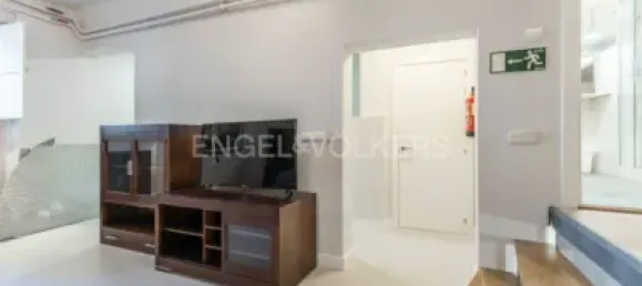 2 bedrooms House in Madrid, Spain No. 178839 16