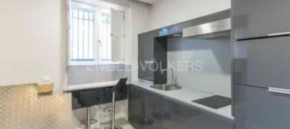 2 bedrooms House in Madrid, Spain No. 178839 2