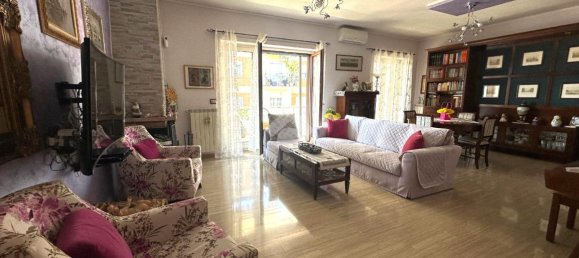 4-Zimmer Wohnung in Naples, Italy, Nr. 146309 8