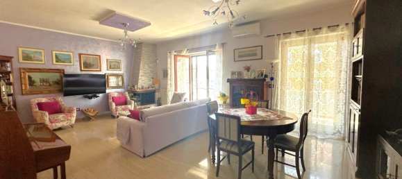 4-Zimmer Wohnung in Naples, Italy, Nr. 146309 14