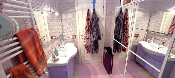 4-Zimmer Wohnung in Naples, Italy, Nr. 146309 49