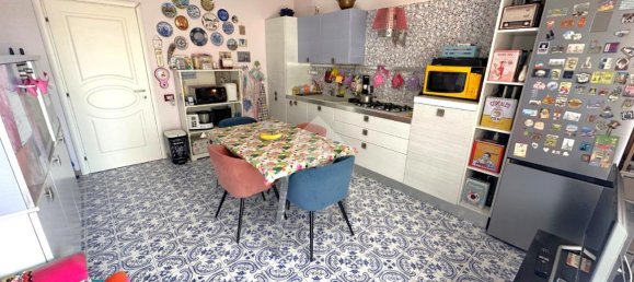 4-Zimmer Wohnung in Naples, Italy, Nr. 146309 15