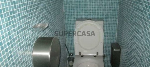 151m² Commercial property in Matosinhos, Portugal No. 157410 5