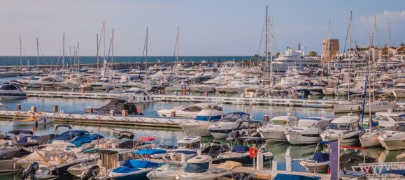 4 Schlafzimmer Penthouse in Marbella, Spain, Nr. 45937 24