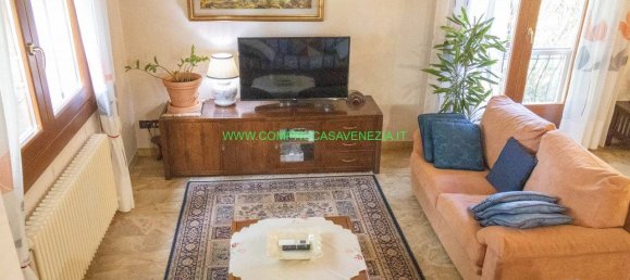 3 bedrooms Villa in Venice, Italy No. 148441 37