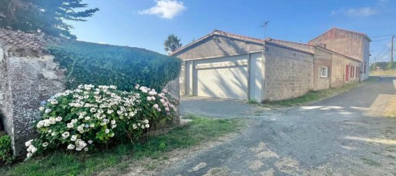 4 bedrooms House in Corcoue-sur-Logne, France No. 278011 18