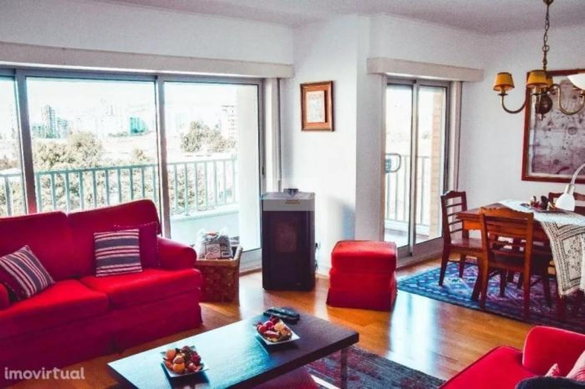 4 Schlafzimmer Wohnung in Lisbon, Portugal, Nr. 3425