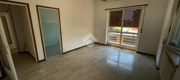 Apartamento de 3 habitaciónes en Oleggio, Italy No. 174676 7