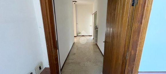 Apartamento de 3 habitaciónes en Oleggio, Italy No. 174676 5