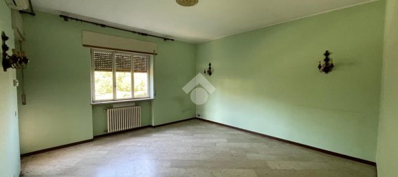 Apartamento de 3 habitaciónes en Oleggio, Italy No. 174676 8
