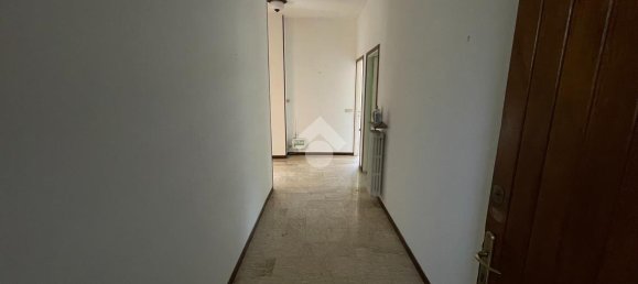 Apartamento de 3 habitaciónes en Oleggio, Italy No. 174676 6