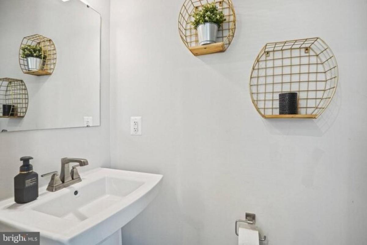 4 غرف نوم منزل في Suitland, USA رقم 438869