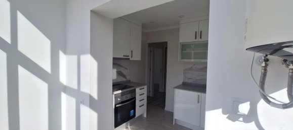 1 bedroom Apartment in Lisbon, Portugal No. 153998 7