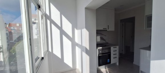 1 bedroom Apartment in Lisbon, Portugal No. 153998 6