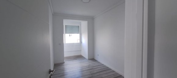 1 bedroom Apartment in Lisbon, Portugal No. 153998 16