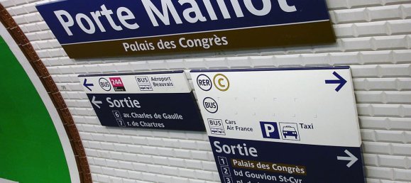 3 bedrooms Apartment in Paris, France No. 161821 2