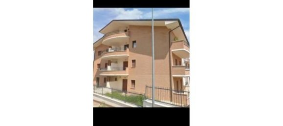 3 bedrooms Apartment in Teramo, Italy No. 374421 3