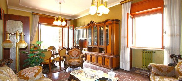 3 bedrooms House in Parabita, Italy No. 319304 2