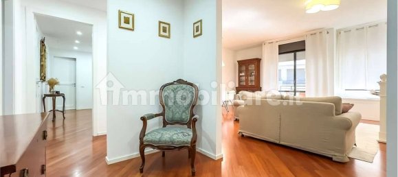 4 bedrooms Apartment in Cagliari, Italy No. 339156 9