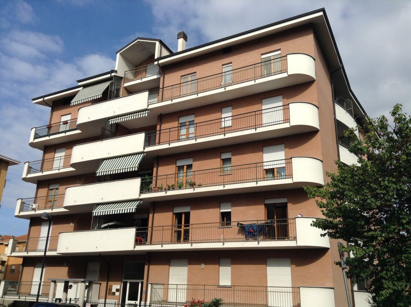 6 rooms Penthouse in Bra, Italy No. 171486