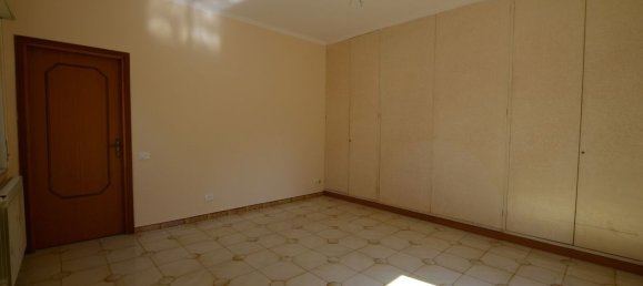 Apartamento de 4 divisões em Messina, Italy N.º 47924 16