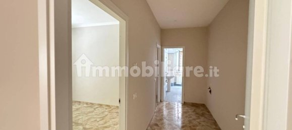 2 Schlafzimmer Wohnung in Rome, Italy, Nr. 330904 10