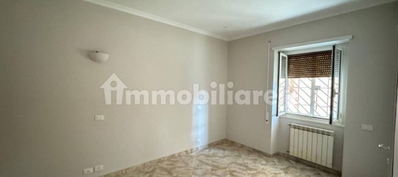 2 Schlafzimmer Wohnung in Rome, Italy, Nr. 330904 8
