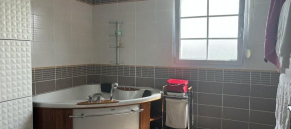 Casa de 4 dormitorios en Saint-Avold, France No. 263667 9