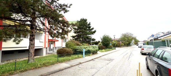 4 rooms Apartment in Wiener Neudorf, Austria No. 63573 10